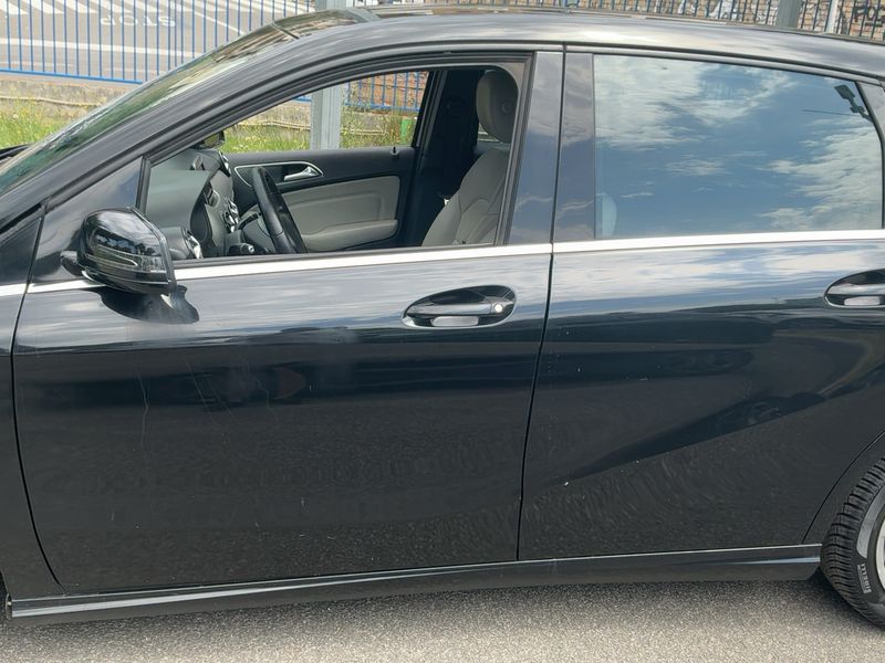 Mercedes-Benz B-Klasse B 180 CDI Premium — zdjęcie 4