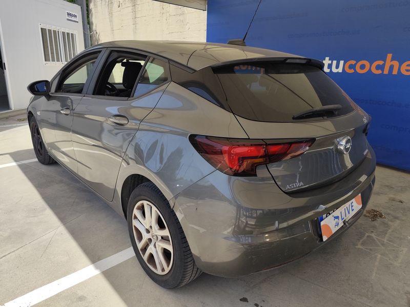 Opel Astra 1.4 SIDI Turbo Selective — zdjęcie 3