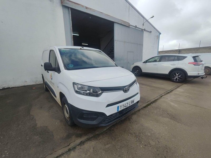 Toyota ProAce City 1.5 D-4D L1 — zdjęcie 6