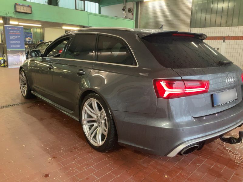 Audi RS 6 4.0 V8 TFSI quattro — zdjęcie 3