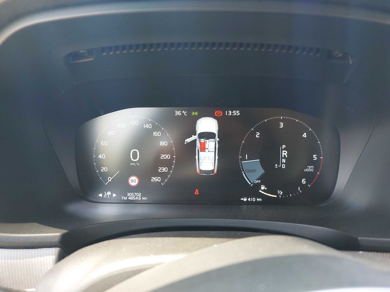 Volvo V90 Cross Country 2.0 D4 Pro AWD — zdjęcie 12