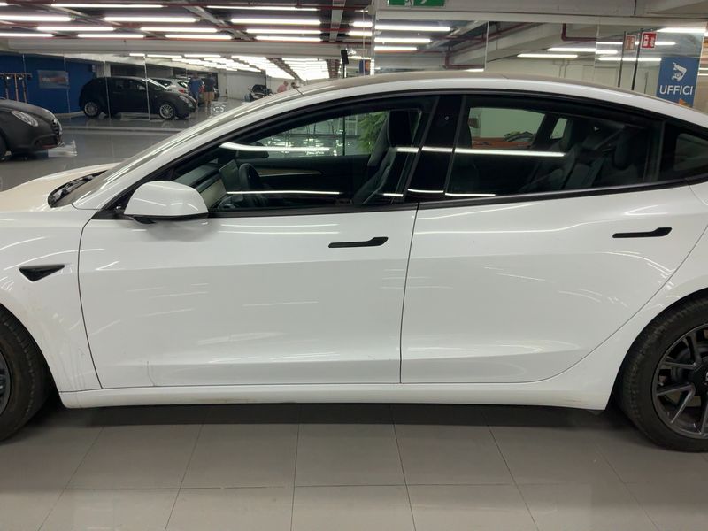 Tesla Model 3 Long Range Dual AWD AWD — zdjęcie 4