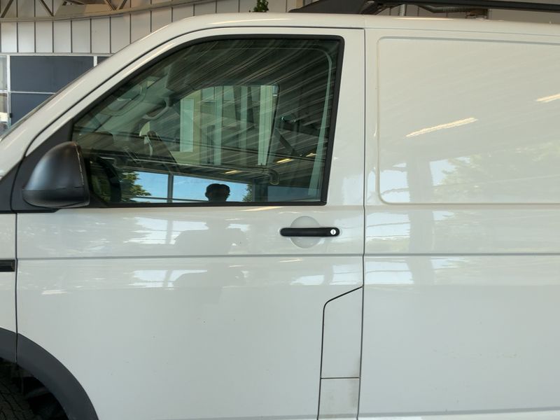 Volkswagen T6 Transporter 2.0 TDI Kasten 4Motion — zdjęcie 4