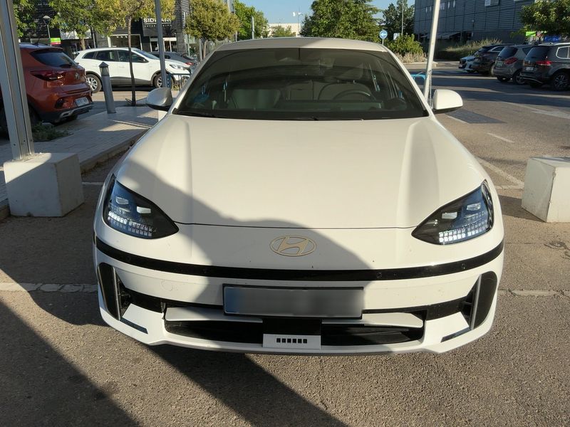 Hyundai IONIQ 6 electric drive 168 kW Techniq 2023 – снимка 14