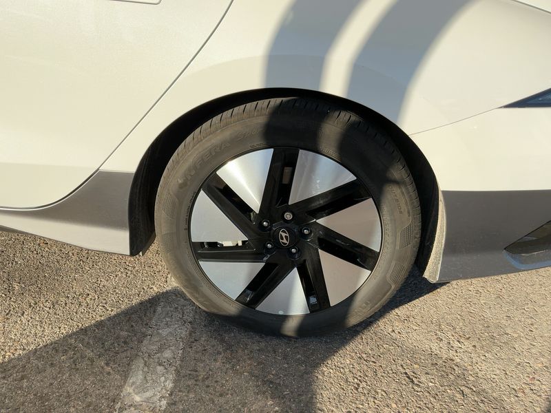 Hyundai IONIQ 6 electric drive 168 kW Techniq 2023 – снимка 5