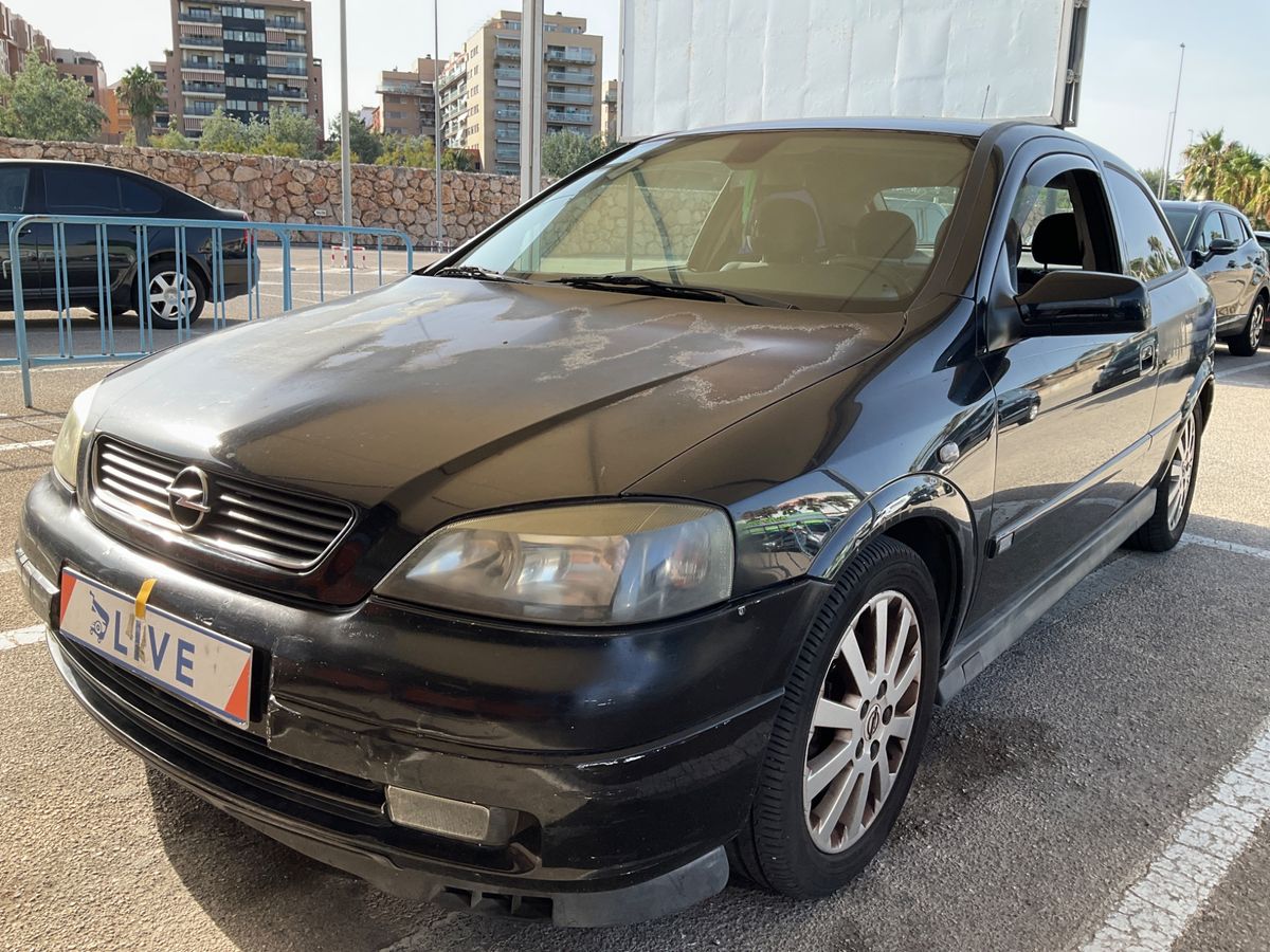 Opel Astra 2.2 DTI Sport