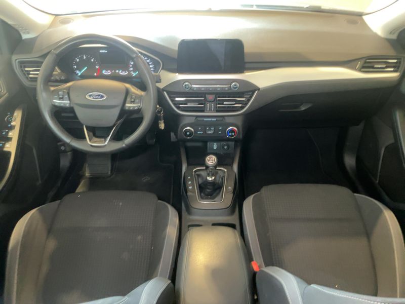 Ford Focus 1.5 TDCi EcoBlue Business 2019 – снимка 17