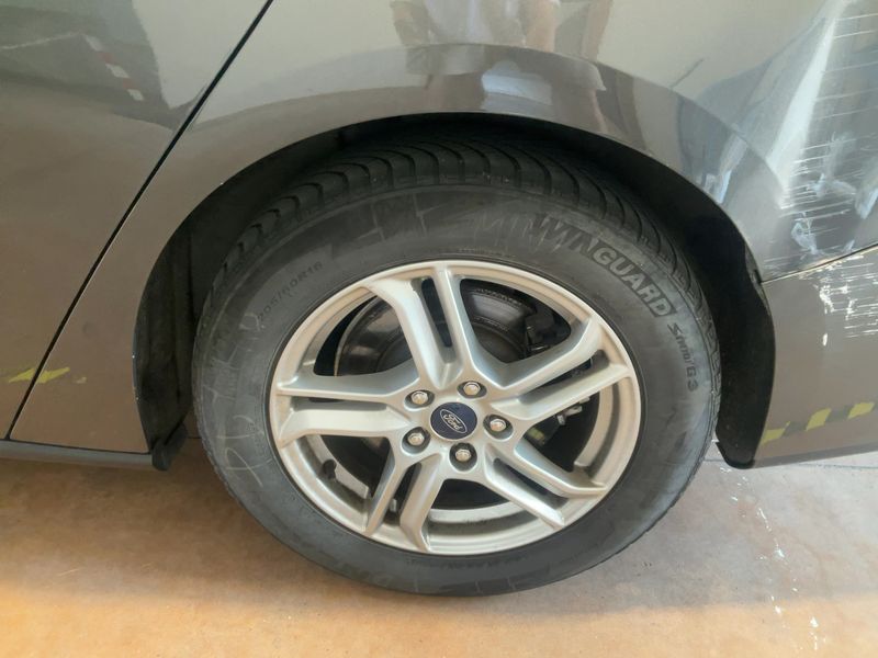 Ford Focus 1.5 TDCi EcoBlue Business 2019 – снимка 5