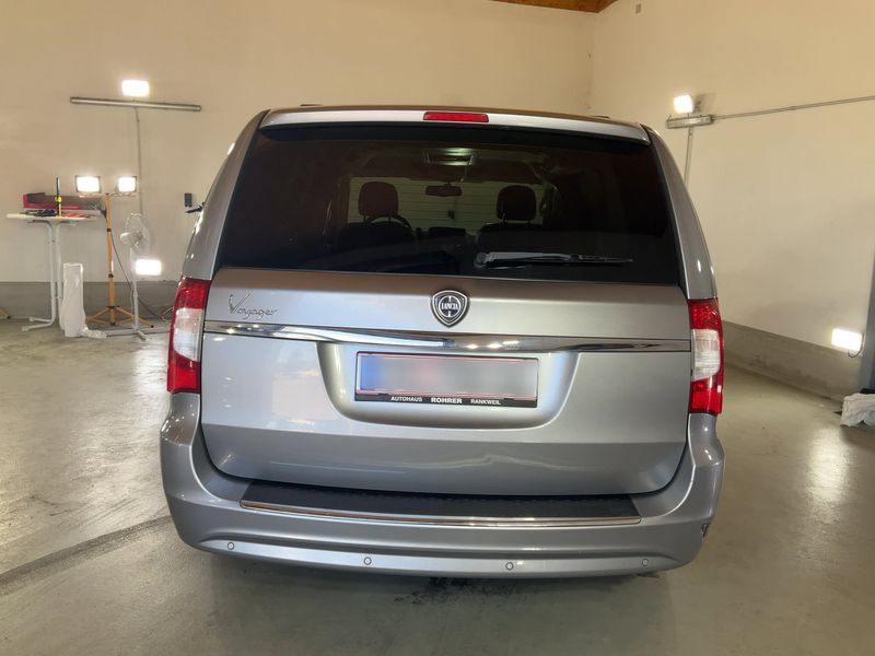 Lancia Voyager 2.8 JTDM Gold — zdjęcie 5