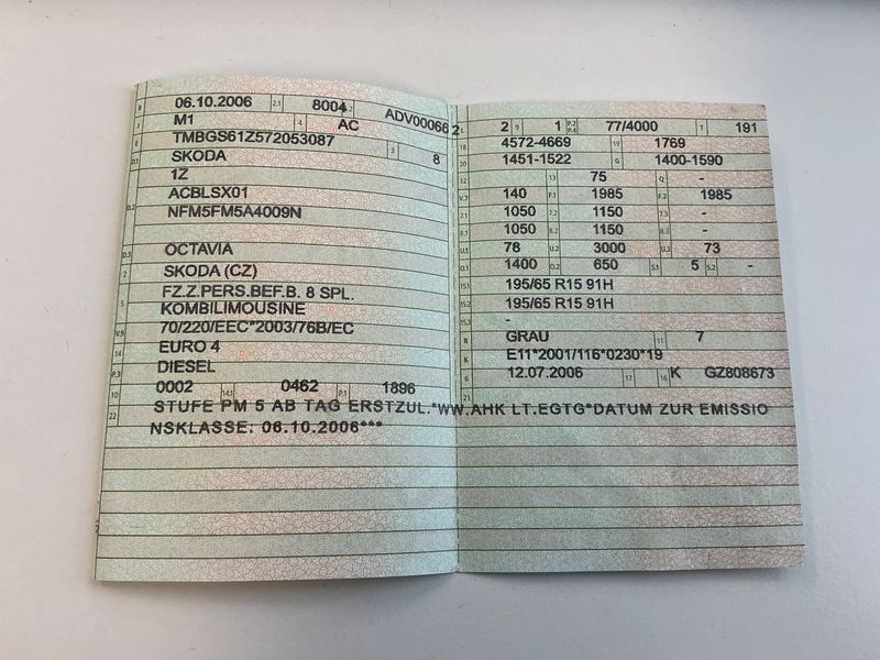 Skoda Octavia 1.9 TDI Elegance — zdjęcie 5