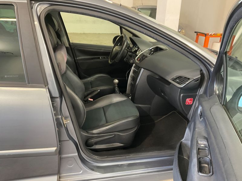 Peugeot 207 1.6 HDi Outdoor — zdjęcie 3