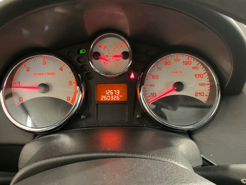 Peugeot 207 1.6 HDi Outdoor — zdjęcie 4