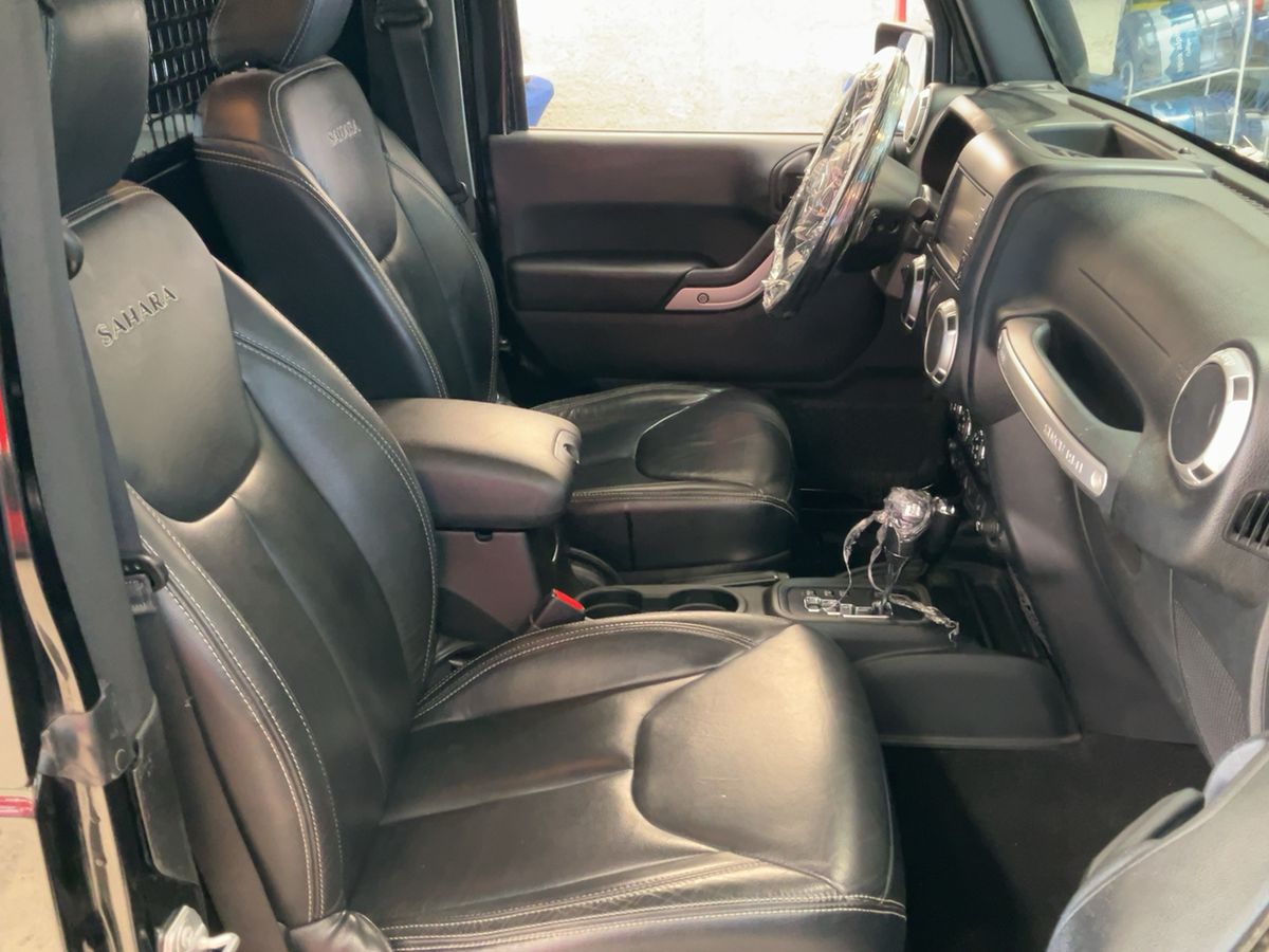 Jeep Wrangler 2017 — photo 18