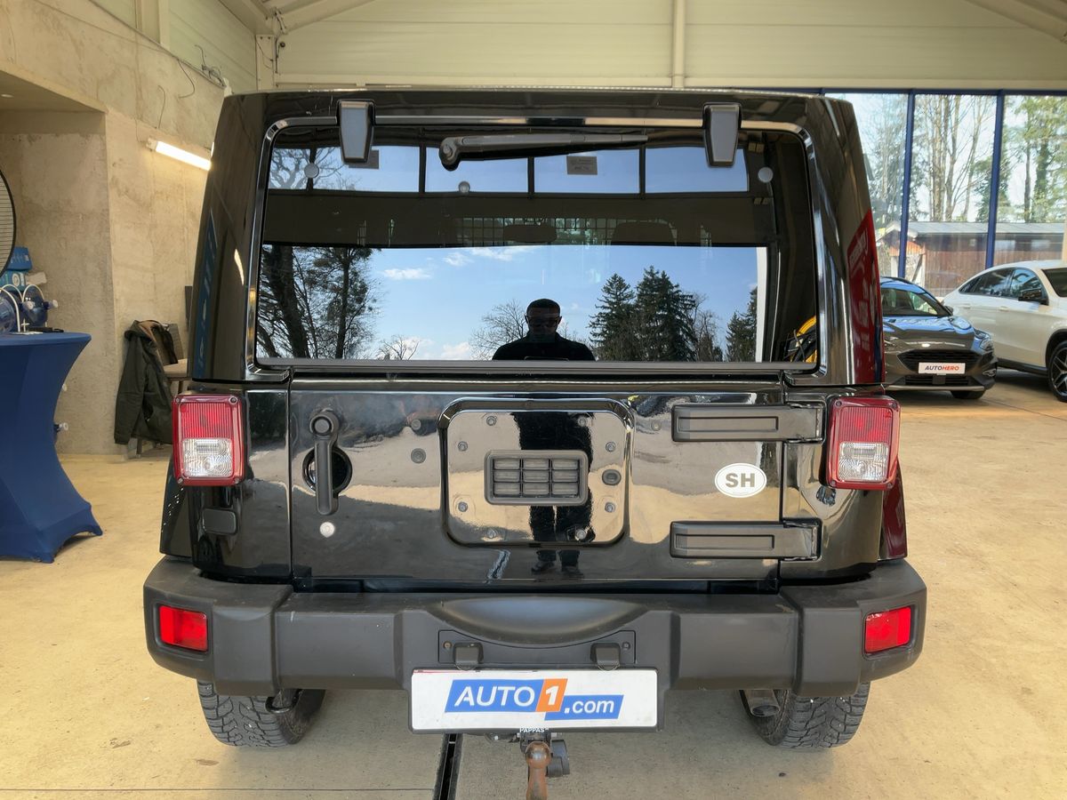 Jeep Wrangler 2017 — photo 8