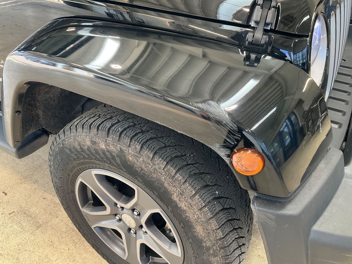 Jeep Wrangler 2017 — photo 37