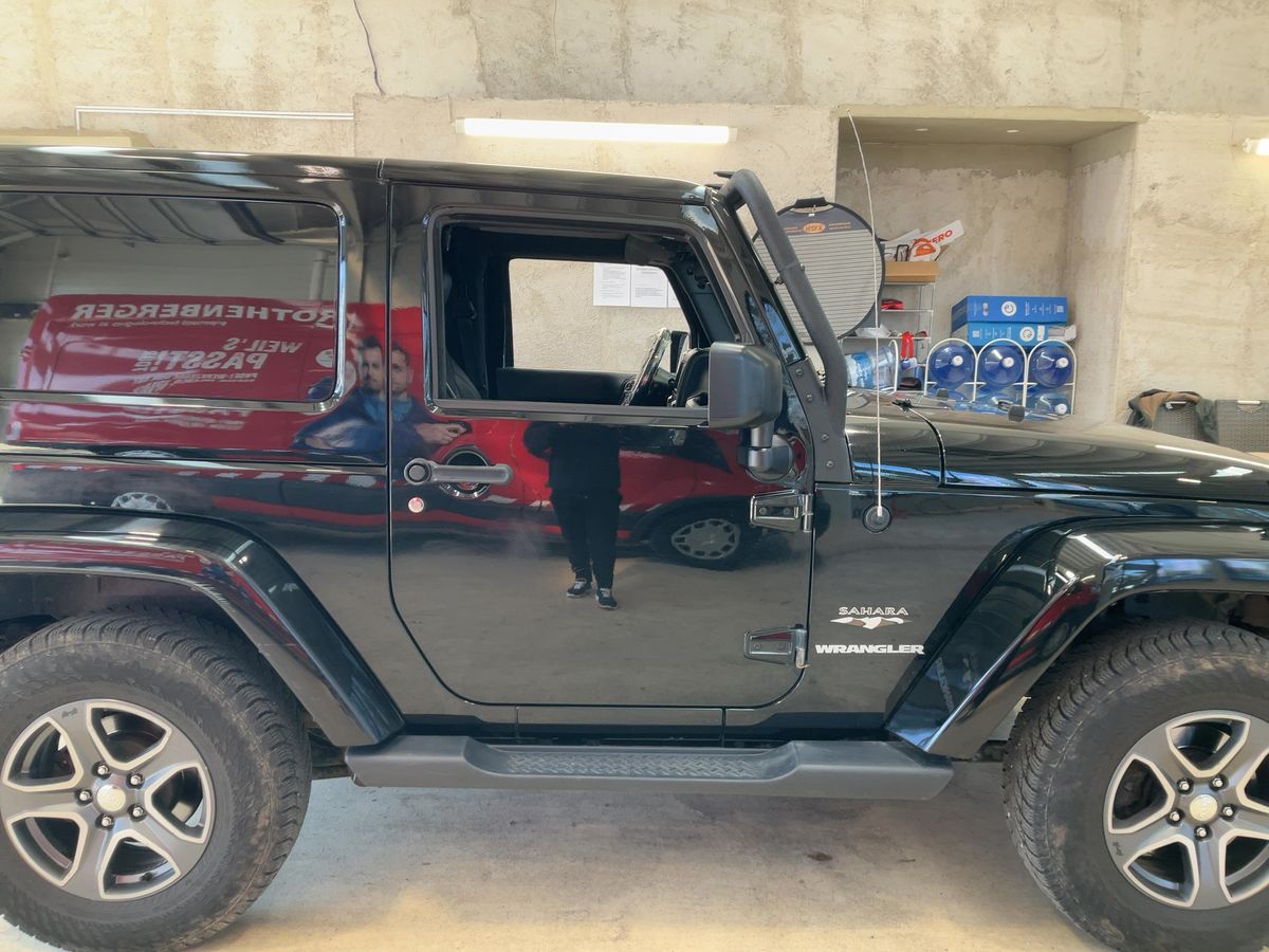 Jeep Wrangler 2017 — photo 11