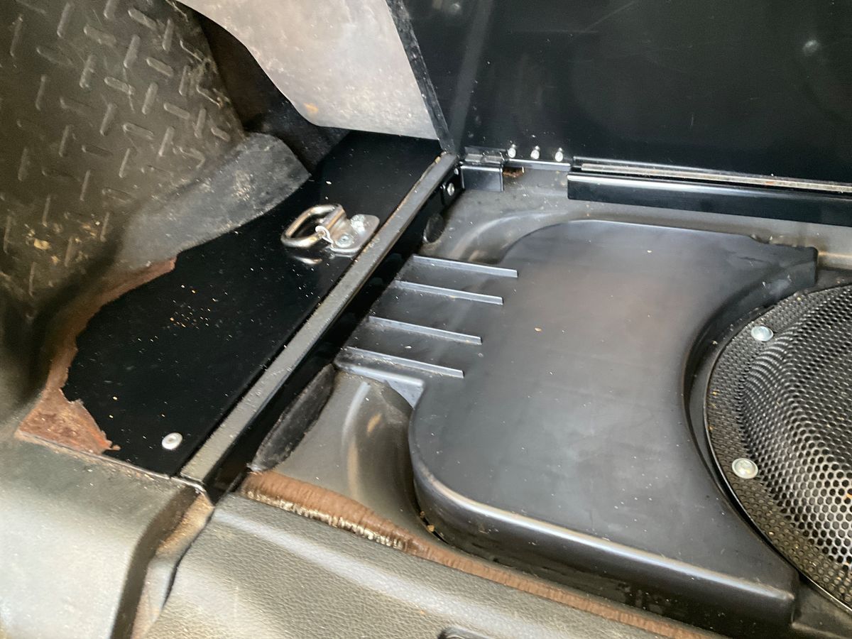 Jeep Wrangler 2017 — photo 47