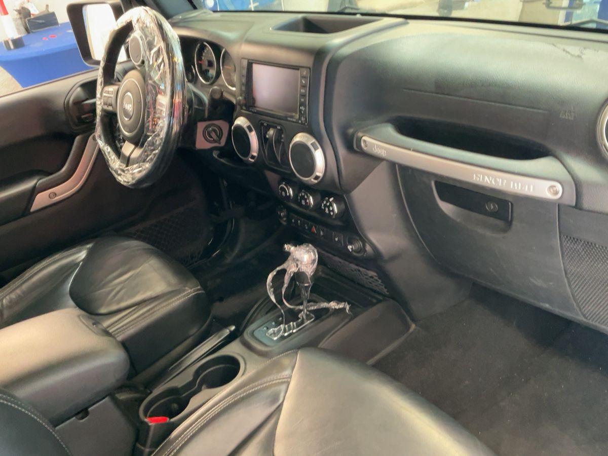 Jeep Wrangler 2017 — photo 19