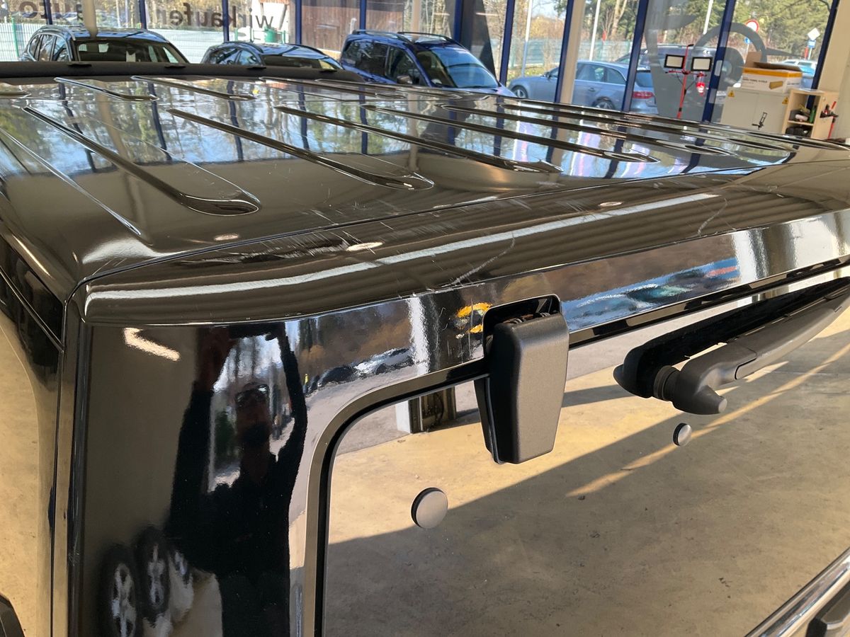 Jeep Wrangler 2017 — photo 44