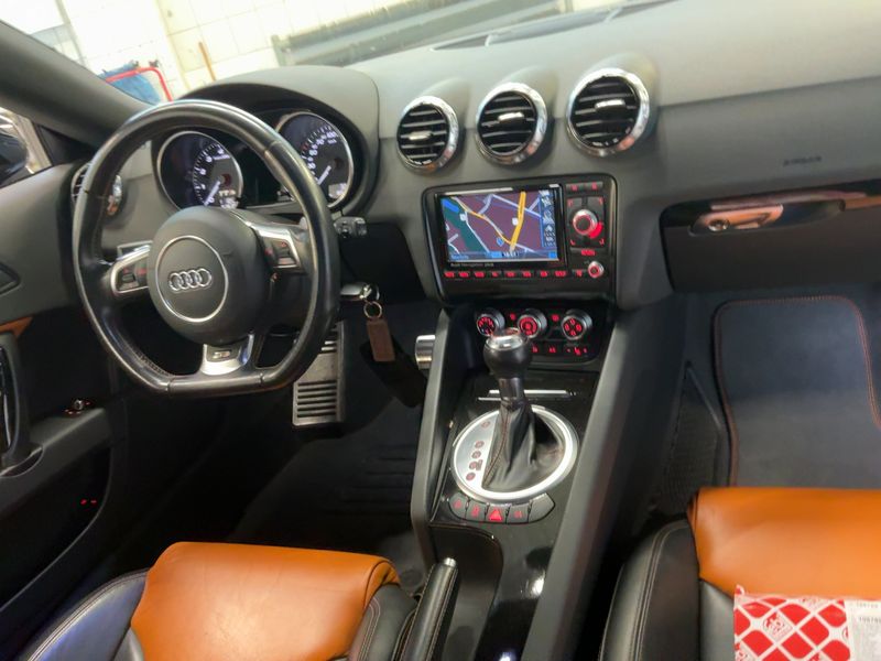 Audi TTS 2.0 TFSI quattro Coupe — zdjęcie 12