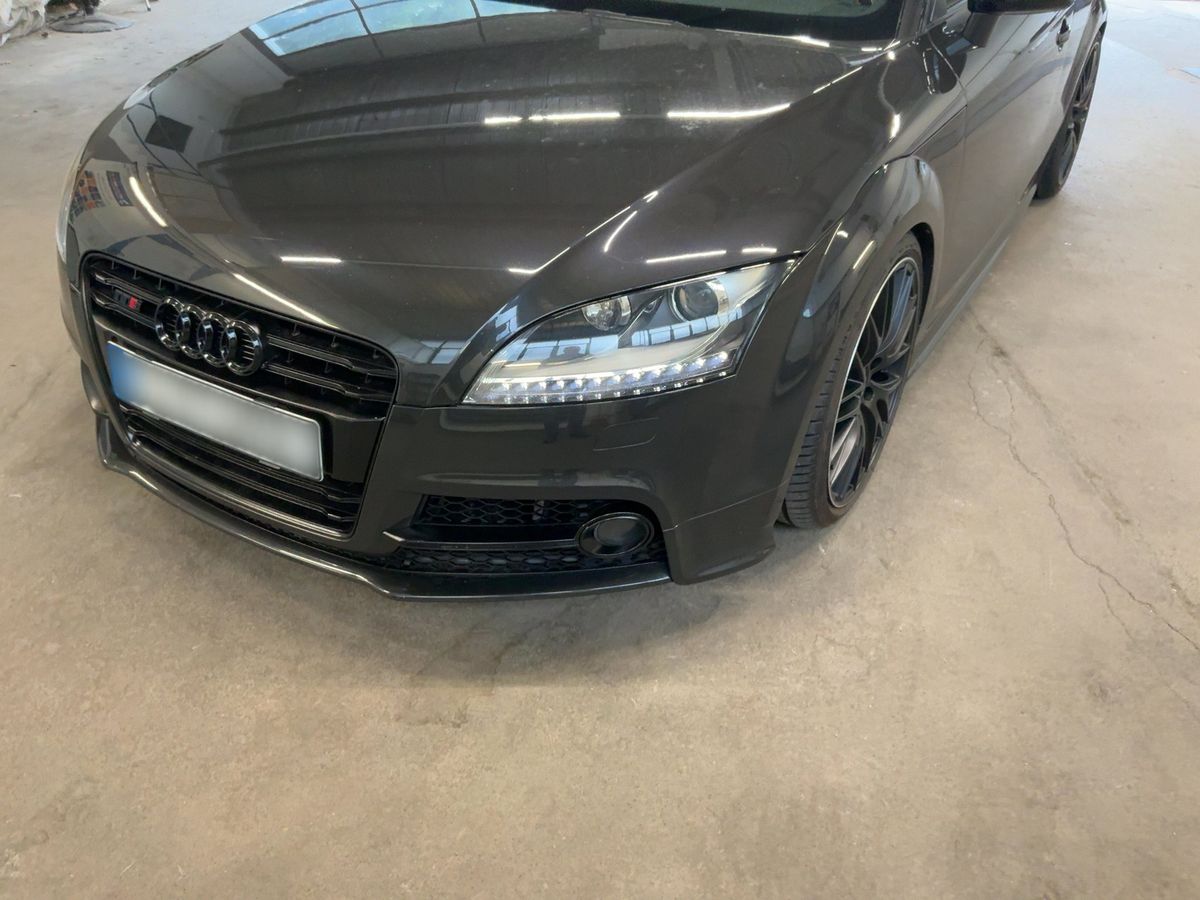 Audi TTS 2.0 TFSI quattro Coupe