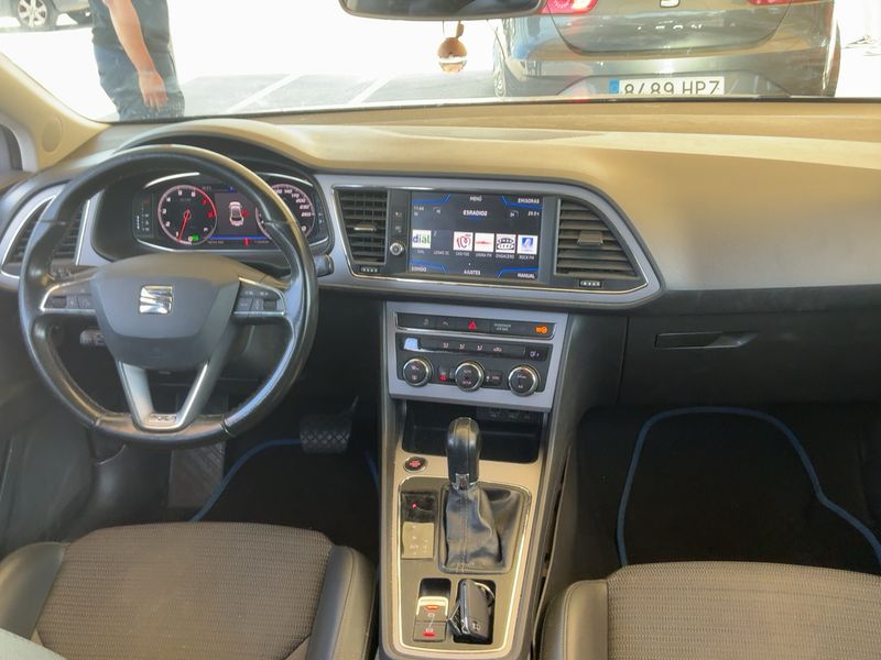 Seat Leon 1.5 TSI ACT Excellence Edition — zdjęcie 12