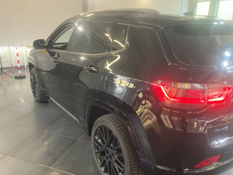 Jeep Compass 1.3 T4 4xe Plug-in Hybrid S 2023 – снимка 6