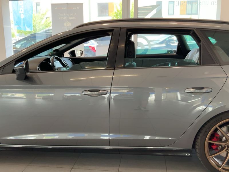 Seat Leon 2.0 TSI Cupra 300 4Drive 2018 – снимка 4