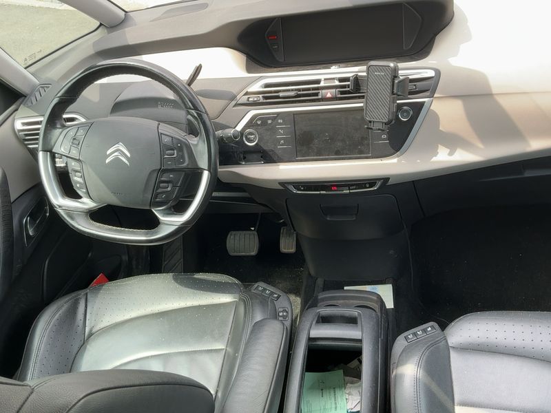 Citroen C4 Picasso 1.6 THP Shine — zdjęcie 12