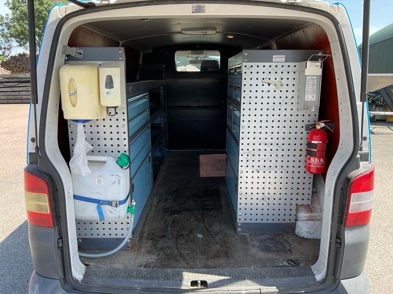 Volkswagen T5 Transporter 2.0 TDI Kasten 4Motion — zdjęcie 5