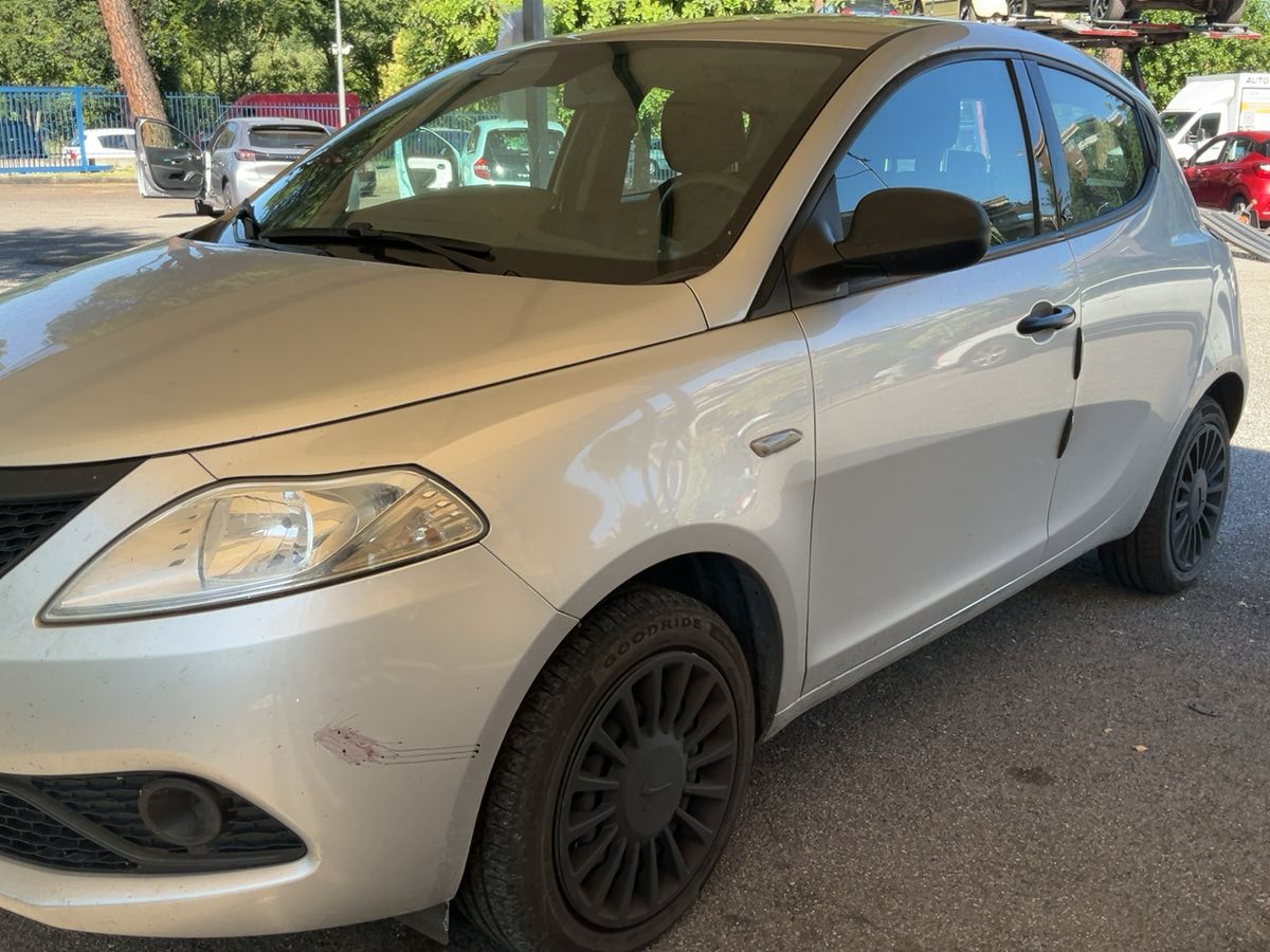 Lancia Ypsilon d'occasion