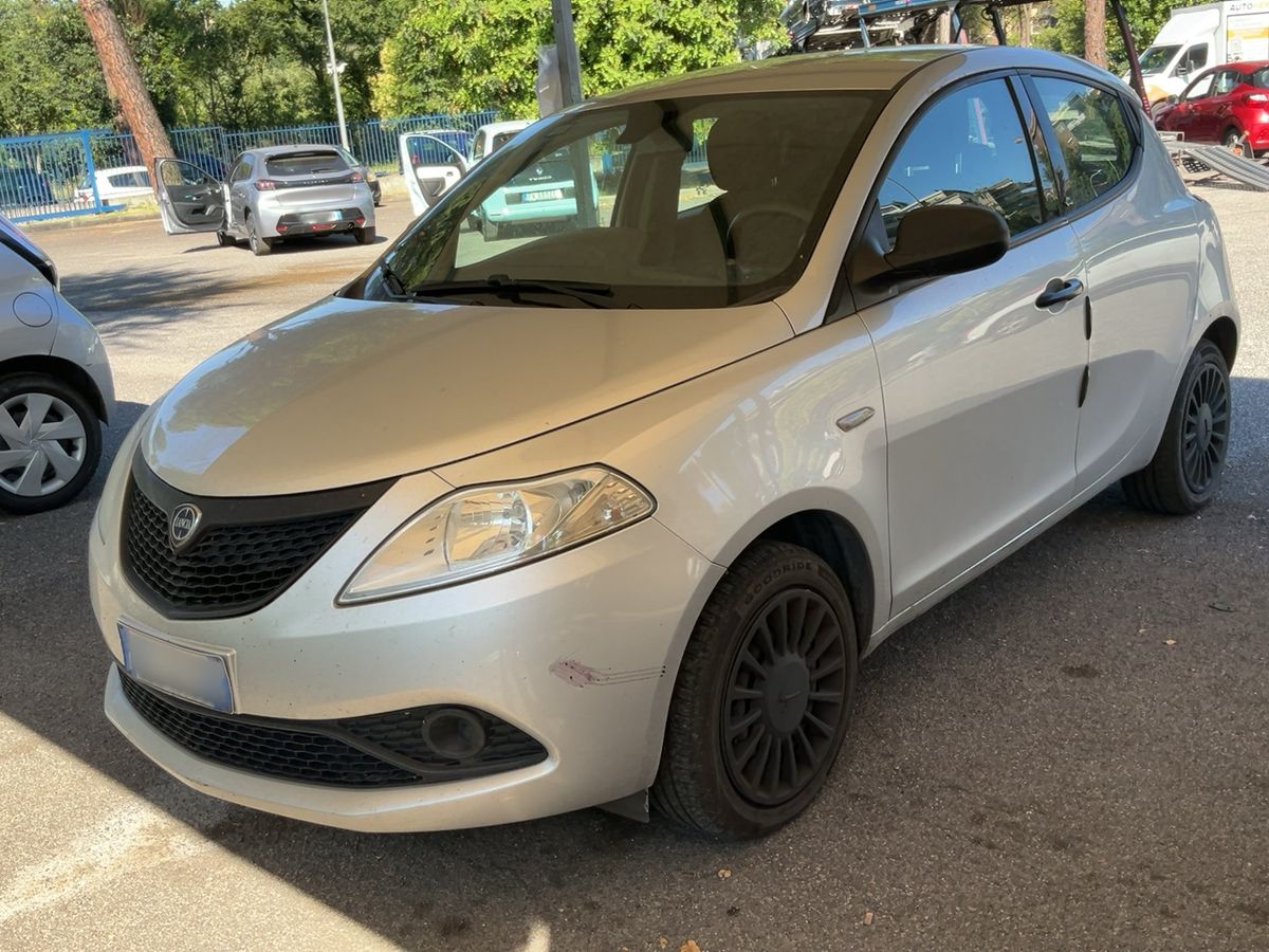 Lancia Ypsilon 2019