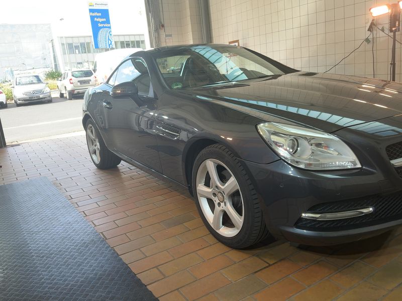 Mercedes-Benz SLK-Klasse SLK 200 BlueEfficiency — zdjęcie 8