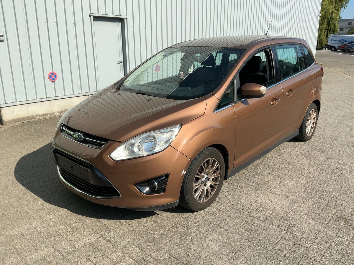 Ford Grand 2013