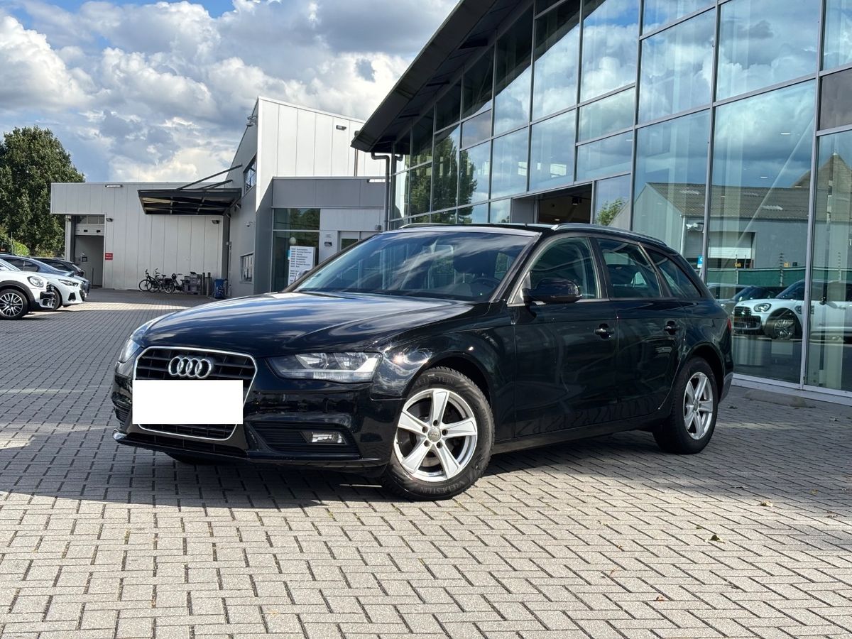 Audi A4 2.0 TDI Attraction