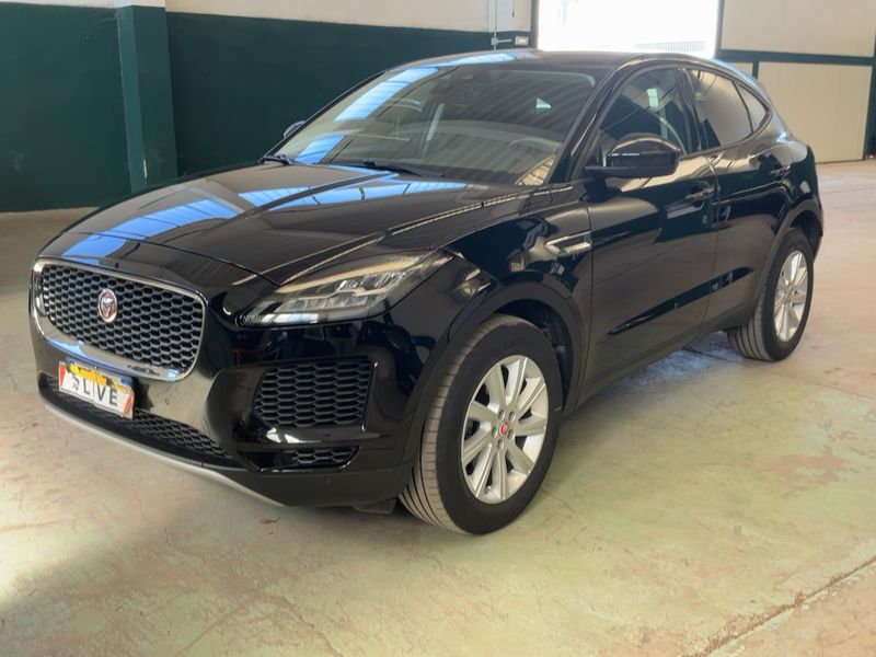 Jaguar E-Pace D150 AWD — zdjęcie 1