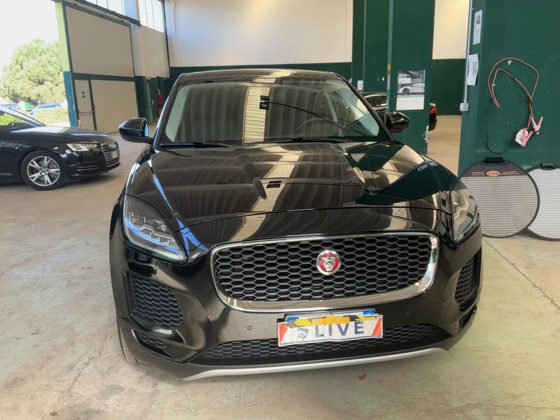 Jaguar E-Pace D150 AWD — zdjęcie 9