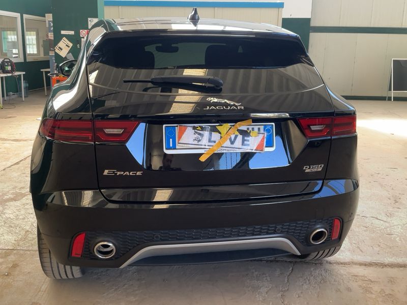 Jaguar E-Pace D150 AWD — zdjęcie 5