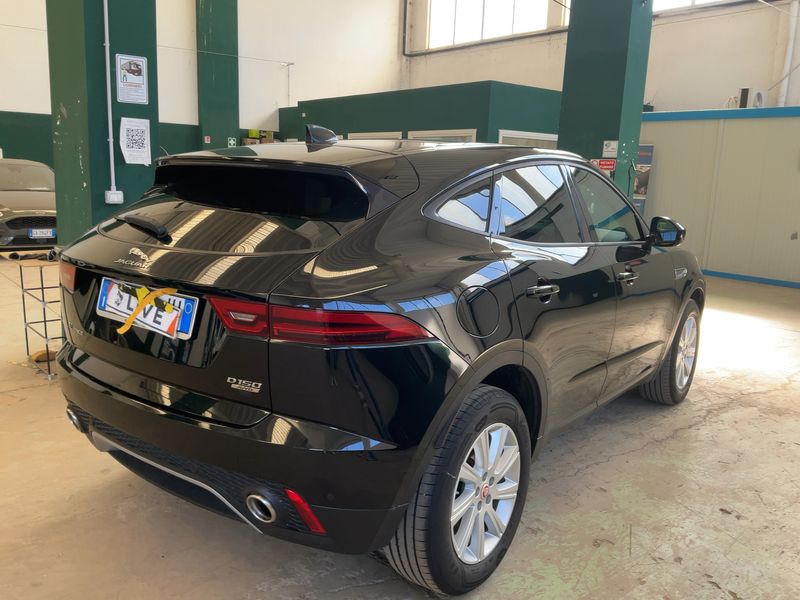 Jaguar E-Pace D150 AWD — zdjęcie 6