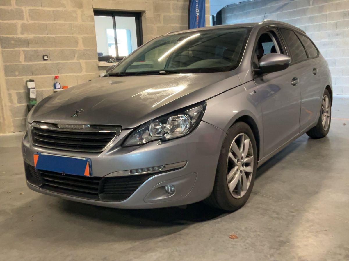 Peugeot 308 1.6 Blue-HDi Style