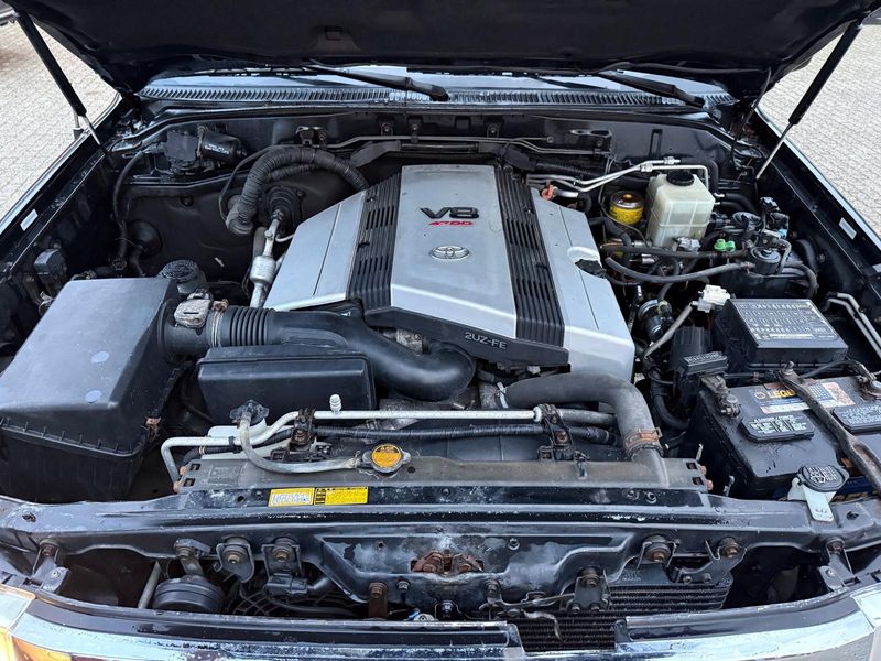 Toyota Land Cruiser 4.7 V8 100 Spezial — zdjęcie 8