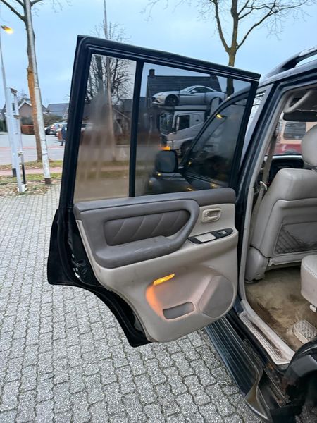Toyota Land Cruiser 4.7 V8 100 Spezial — zdjęcie 18