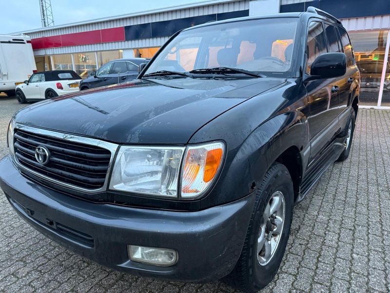 Toyota Land Cruiser 4.7 V8 100 Spezial — zdjęcie 2