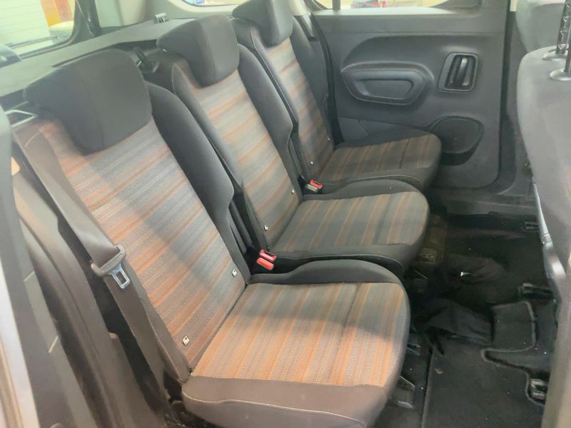 Opel Combo Life 1.2 Turbo INNOVATION — zdjęcie 14