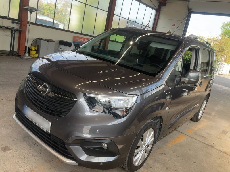 Opel Combo Life 1.2 Turbo INNOVATION