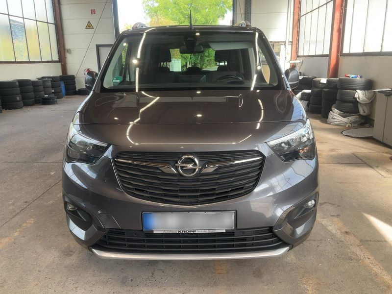 Opel Combo Life 1.2 Turbo INNOVATION — zdjęcie 9