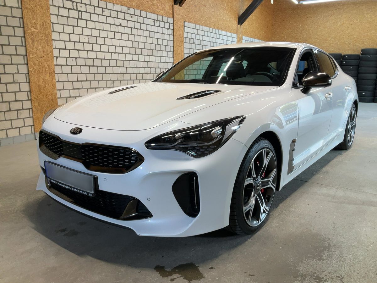Kia Stinger 2020 — photo 1