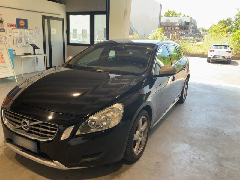 Volvo V60 2.0 D4 Momentum