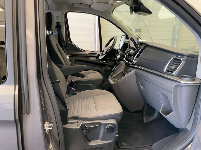 Ford Tourneo Custom 2.0 TDCi 320 L1 Tourneo Titanium — zdjęcie 11