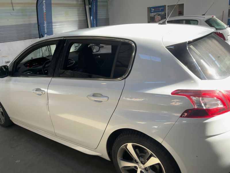 Peugeot 308 1.2 e-THP GT Line 2016 – снимка 6